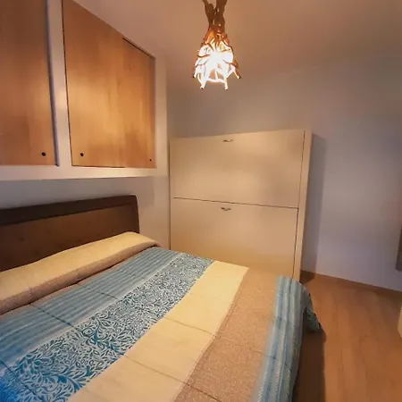 On The Sea Apartman